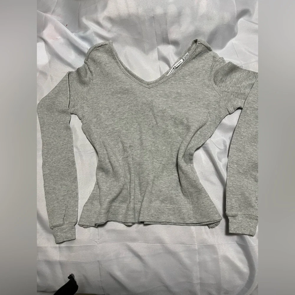 Tommy Hilfiger Light Gray Long Sleeve Top
